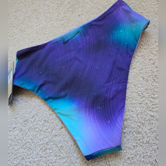 81. NWT Nike Aurora REVERSIBLE High Waist BIKINI Bottom Size Medium - Picture 9 of 11